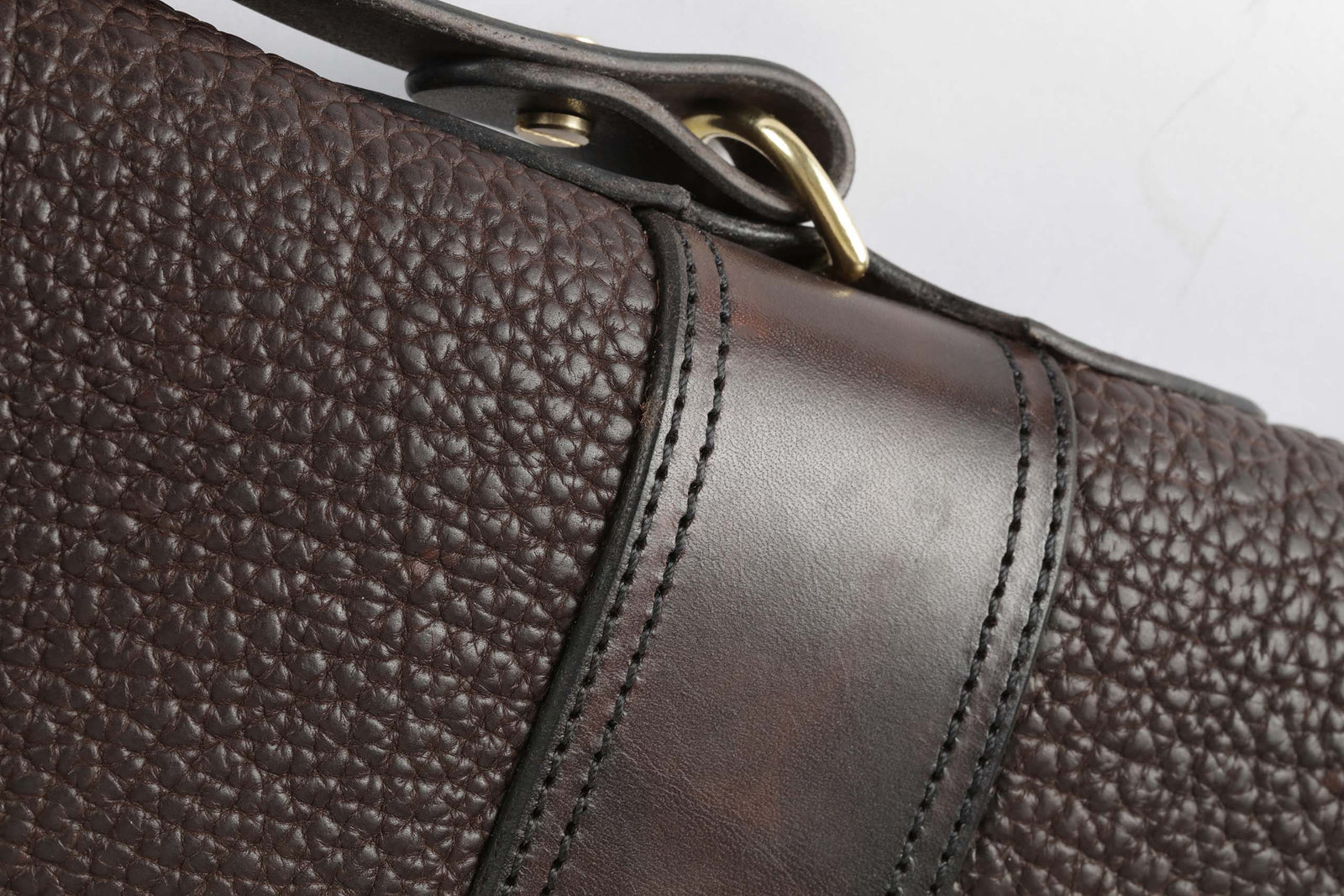 Bison softcase in Mocha