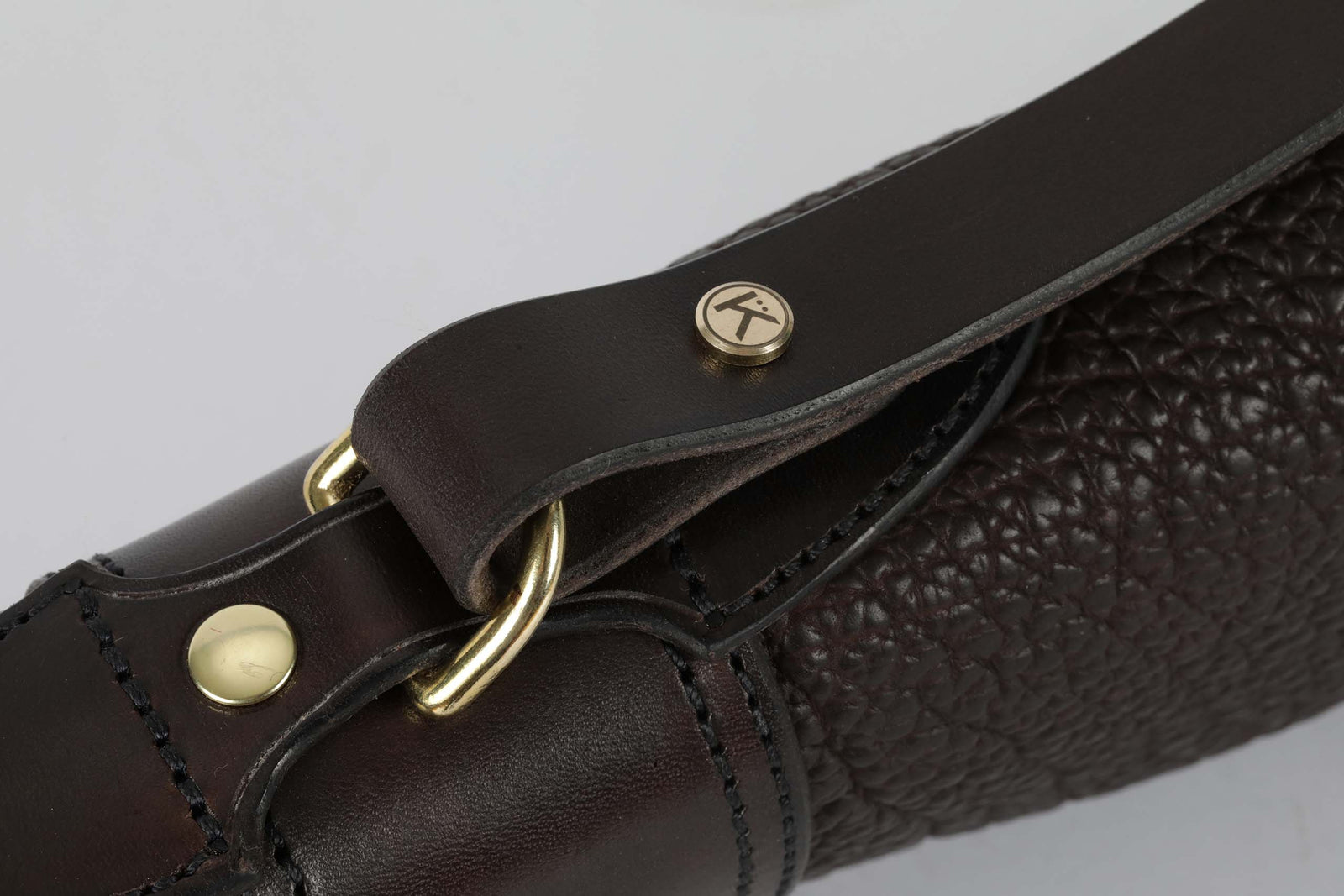 Bison softcase in Mocha